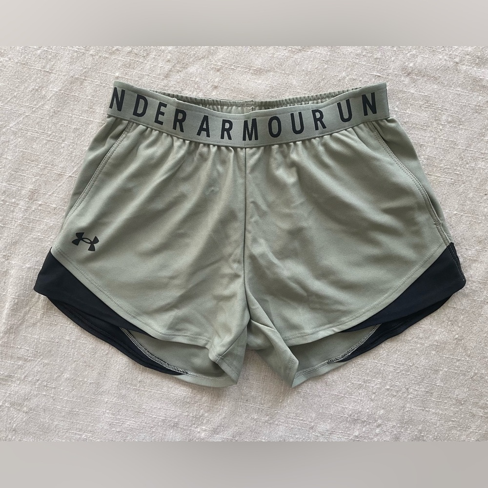 NWOT Under Armour Play Up 3.0 Shorts
